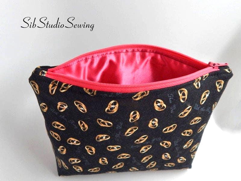 Wedding Ring Bag: Bride Makeup Cosmetic Bag with Pink Satin Lining, 9 x 6 x 2 inches, Zipper Closure